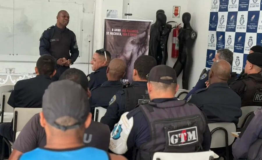 Cabo Frio-RJ reúne agentes para discutir violência de gênero