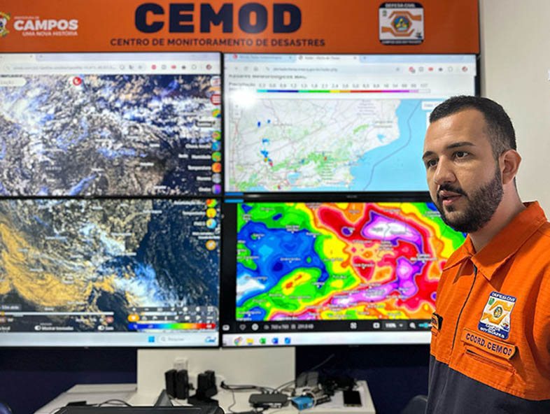 Chuvas provocam deslizamento, alagamentos e queda de árvores em Campos dos Goytacazes-RJ