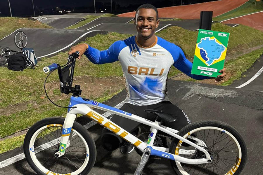 Atleta de Macaé-RJ conquista Taça Brasil e lidera ranking nacional de BMX