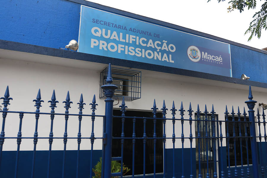 Macaé-RJ aposta em novos projetos para expandir qualificação profissional no município
