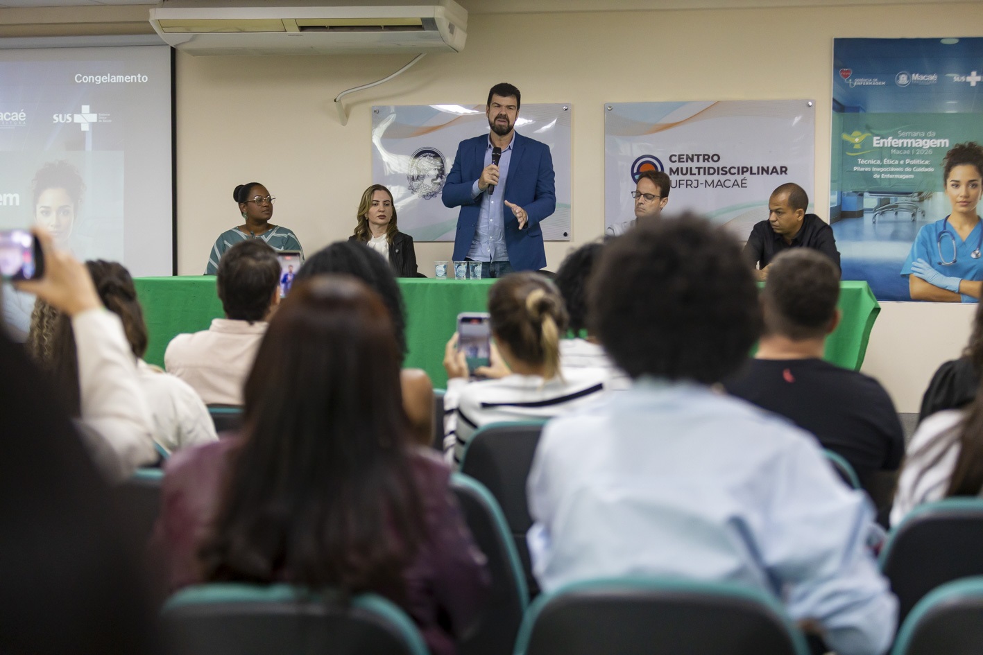Semana da Enfermagem 2026 é iniciada com homenagens e reconhecimento da profissão